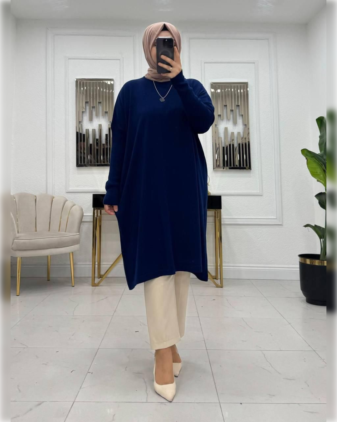 Cozy Long Blouse in Dark Blue Shade بلوزة شتوية دافئة باللون الأزرق الغامق الجميل