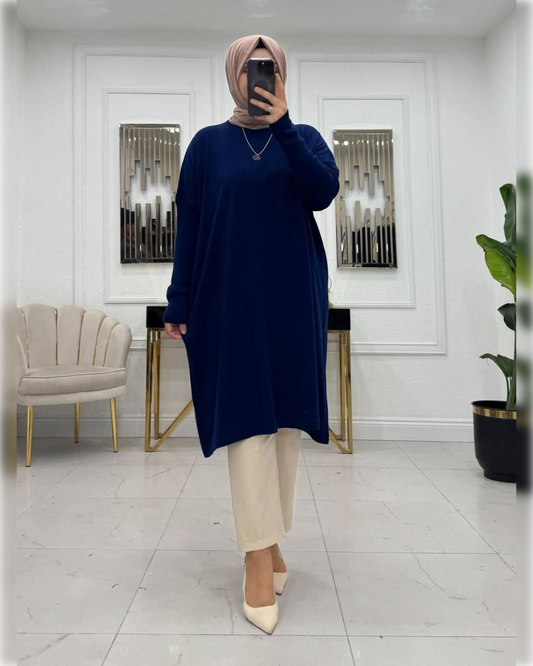 Cozy Long Blouse in Dark Blue Shade بلوزة شتوية دافئة باللون الأزرق الغامق الجميل