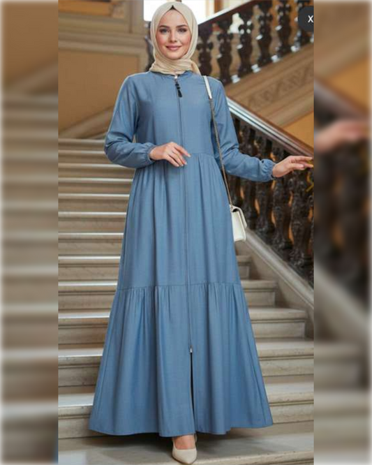 Casual Flowing Zip-Front Abaya in Light Blue Shade عباءة عملية أنيقة بسحاب أمامي باللون الأزرق الفاتح الجميل