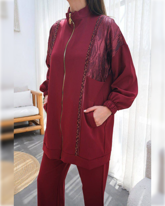 Cozy Elegant Sportswear of 2-Pieces in Maroon Shade بدلة رياضية أنيقة و دافئة من قطعتين باللون الخمري الجميل