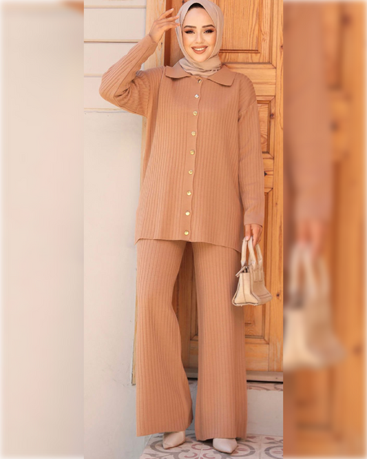 Talia Buttoned - Tricot - Light Orange - 2-Pieces Outfit in Wool طقم تاليا الشتوي من الصوف الناعم مكون من قطعتين مع أزرار باللون البرتقالي الفاتح الجميل