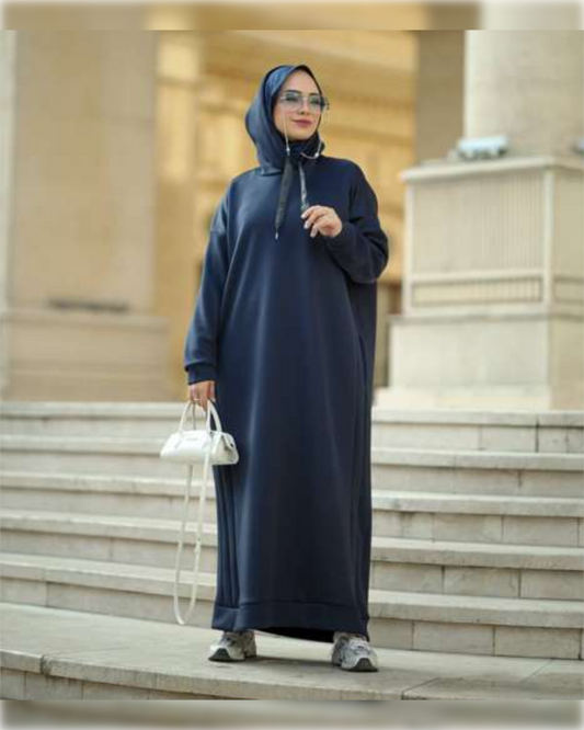 Cozy Sporty Maxi Dress in Black Shade فستان طويل شتوي و مريح باللون الأسود الجميل