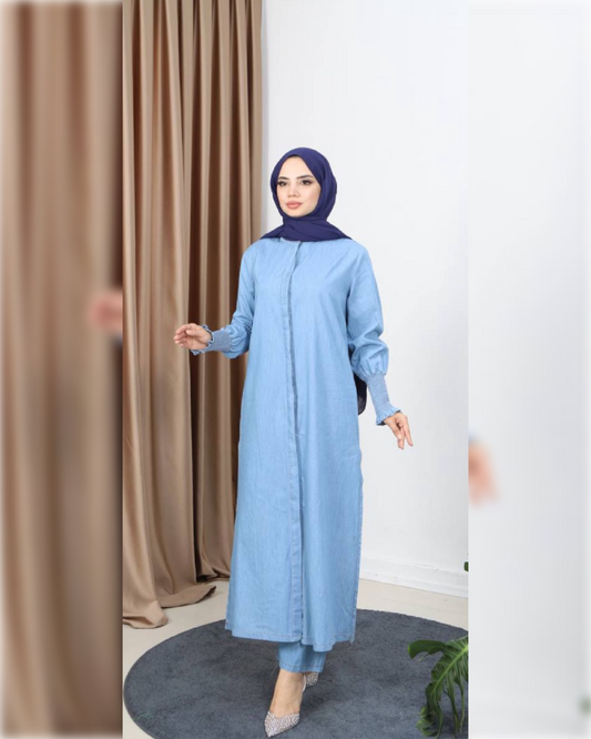 Long Stylish Denim Two-Pieces Set in Light Shade طقم جينز طويل مكون من قطعتين بدرجة لون فاتحة(Copy)