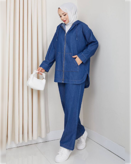 Stylish Denim Two-Pieces Set in Dark Shade طقم جينز مكون من قطعتين بدرجة لون داكنة