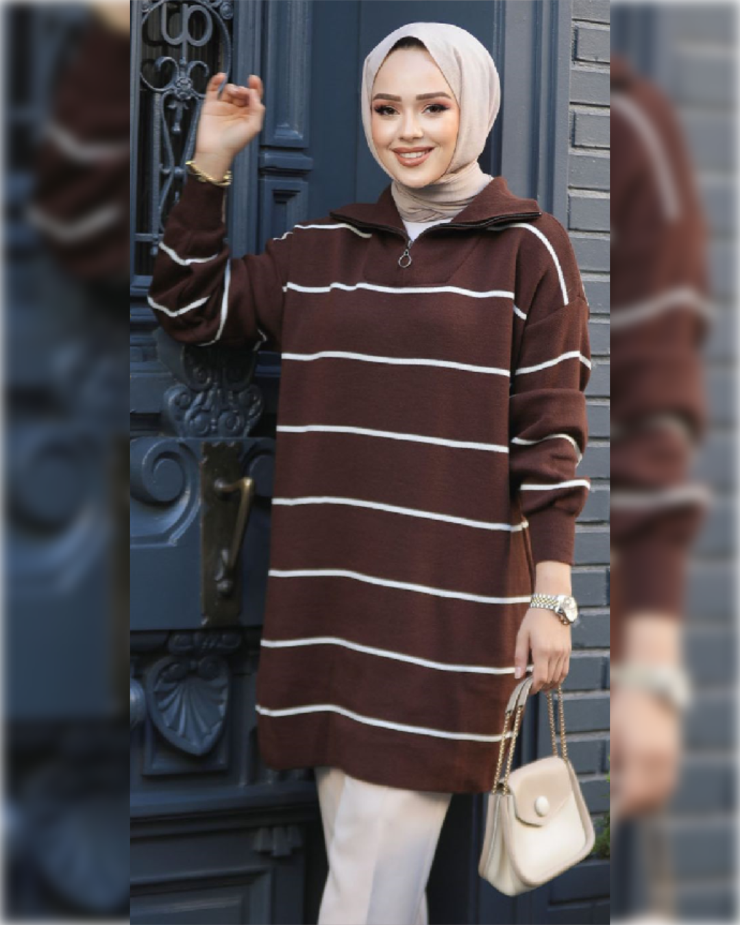 Cozy Long Striped Blouse in Brown Shade   بلوزة شتوية مخططة دافئة باللون البني الجميل