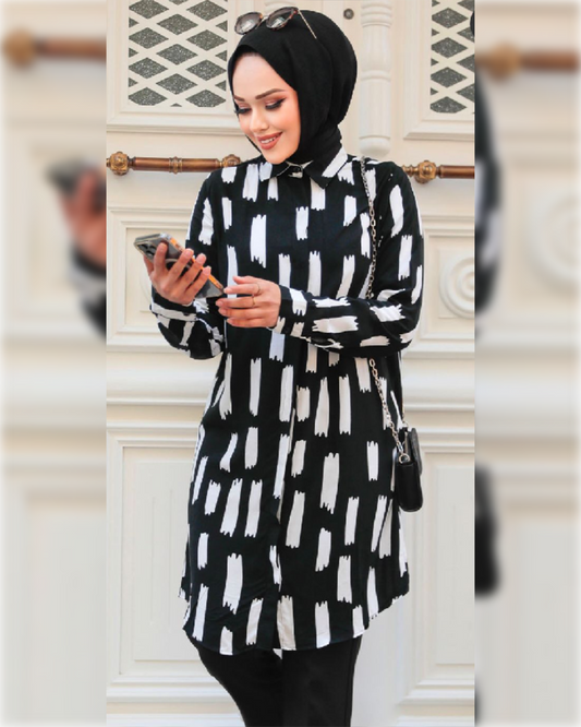 Lara Cotton - Long Tunic in Black Shade with White Prints قميص لارا القطني الصيفي الطويل باللون الأسود الجميل و نقوش بيضاء