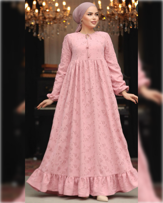 Bella Eyelet Embroidery Long Dress in Light Pink Shade فستان بيلا الصيفي المطرّز  الطويل باللون الزهري الفاتح الجميل