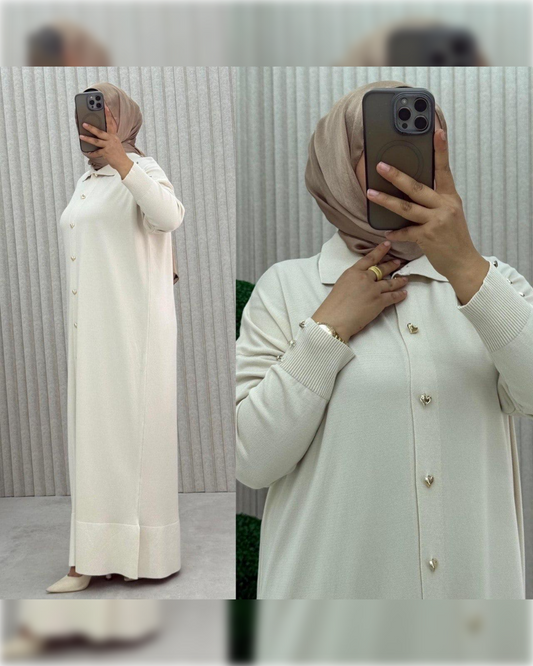Buttoned Long Knit Dress / Cardigan in White Shade فستان / كارديجان طويل بأزرار باللون الأبيض الجميل