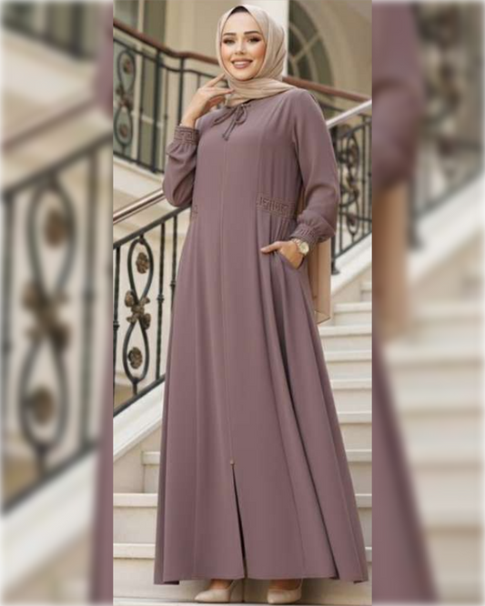 Modern Elegant Zip-Front Abaya in Dusty Rose Shade عباءة عصرية أنيقة بسحاب أمامي باللون الوردي الفاتح الجميل