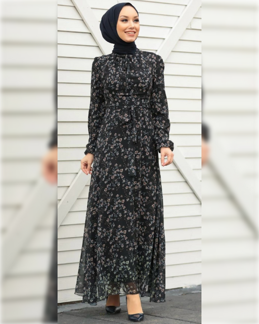 Fatimah Black Elegant Chiffon Dress with Floral Print  فستان فاطمة الأنيق من الشيفون باللون الأسود و بنقشة الورود الجميلة