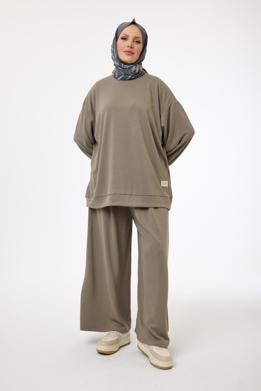 Modest Activewear 2-Pieces Set | طقم رياضي محتشم مكون من قطعتين