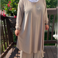 Salam Lycra 2-Piece Modest Outfit – Effortless Elegance, Unmatched Comfort in Beige طقم سلام الأنيق المحتشم المكوّن من قطعتين مصنوع من قماش ليكرا الفاخر باللون البيج الجميل