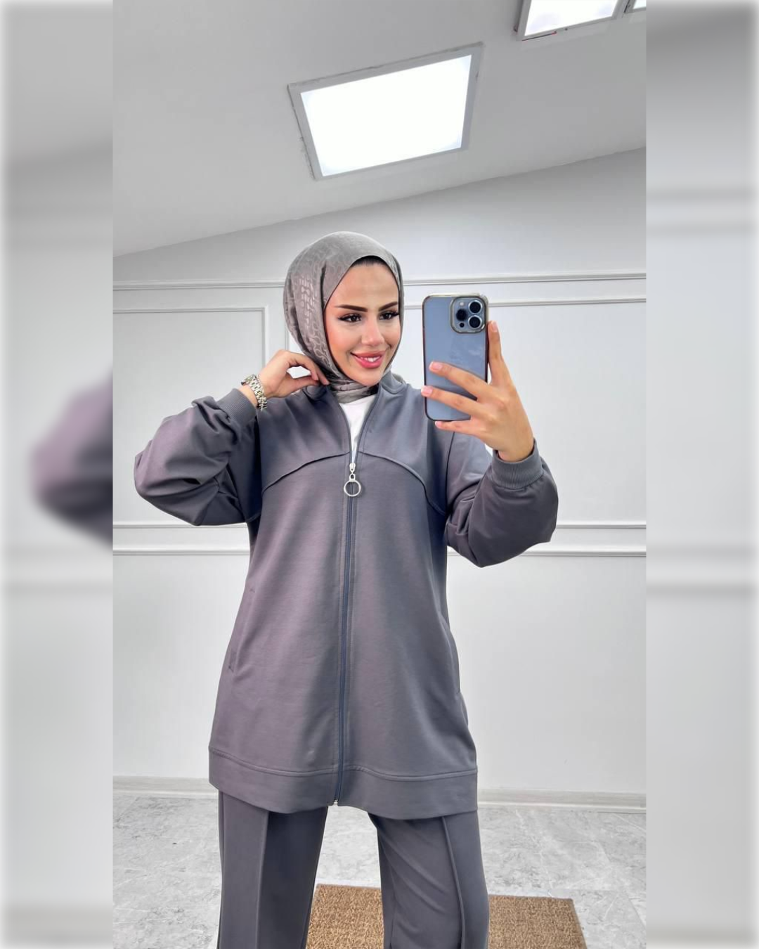 Cozy Cotton Sportswear of 2-Pieces in Gray Shade بدلة رياضية  دافئة من قطعتين باللون الرمادي الجميل