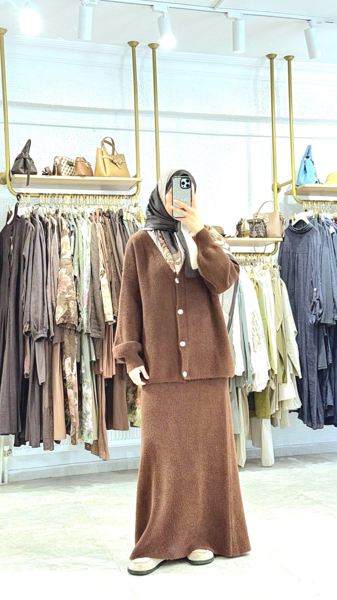 Elegant Two-Piece Knit Cardigan & Maxi Skirt Set طقم تريكو أنيق من قطعتين كارديجان و تنورة طويلة