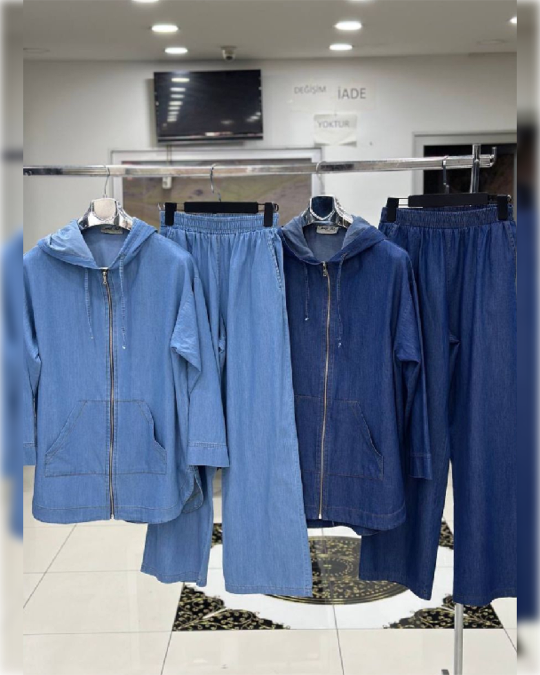 Stylish Denim Two-Pieces Set in Dark Shade طقم جينز مكون من قطعتين بدرجة لون داكنة