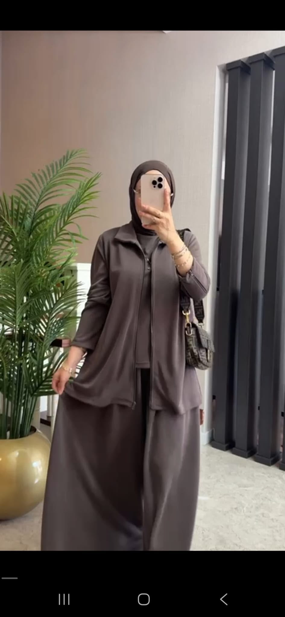 Modest 3-Pieces set in Gorgeous Shades طقم سبورت عصري من ٣ قطع