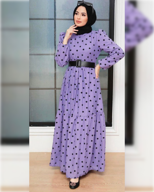 Suha Long Polka Dot Dress in Light Purple Shade فستان سهى الصيفي الطويل الجميل من نسيج الأيروبين باللون البنفسجي الفاتح و النقوش الدائرية السوداء