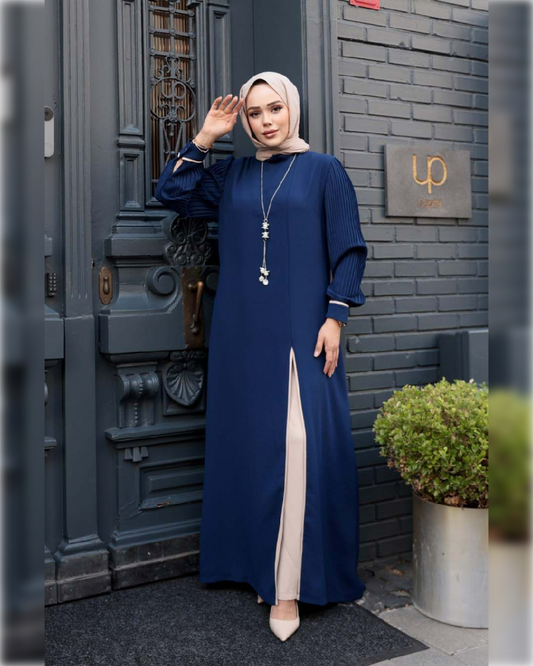 Elegant Two-Piece Abaya dress set in Navy Blue Shade   طقم عباءة أنيق من قطعتين باللون الكحلي الجميل