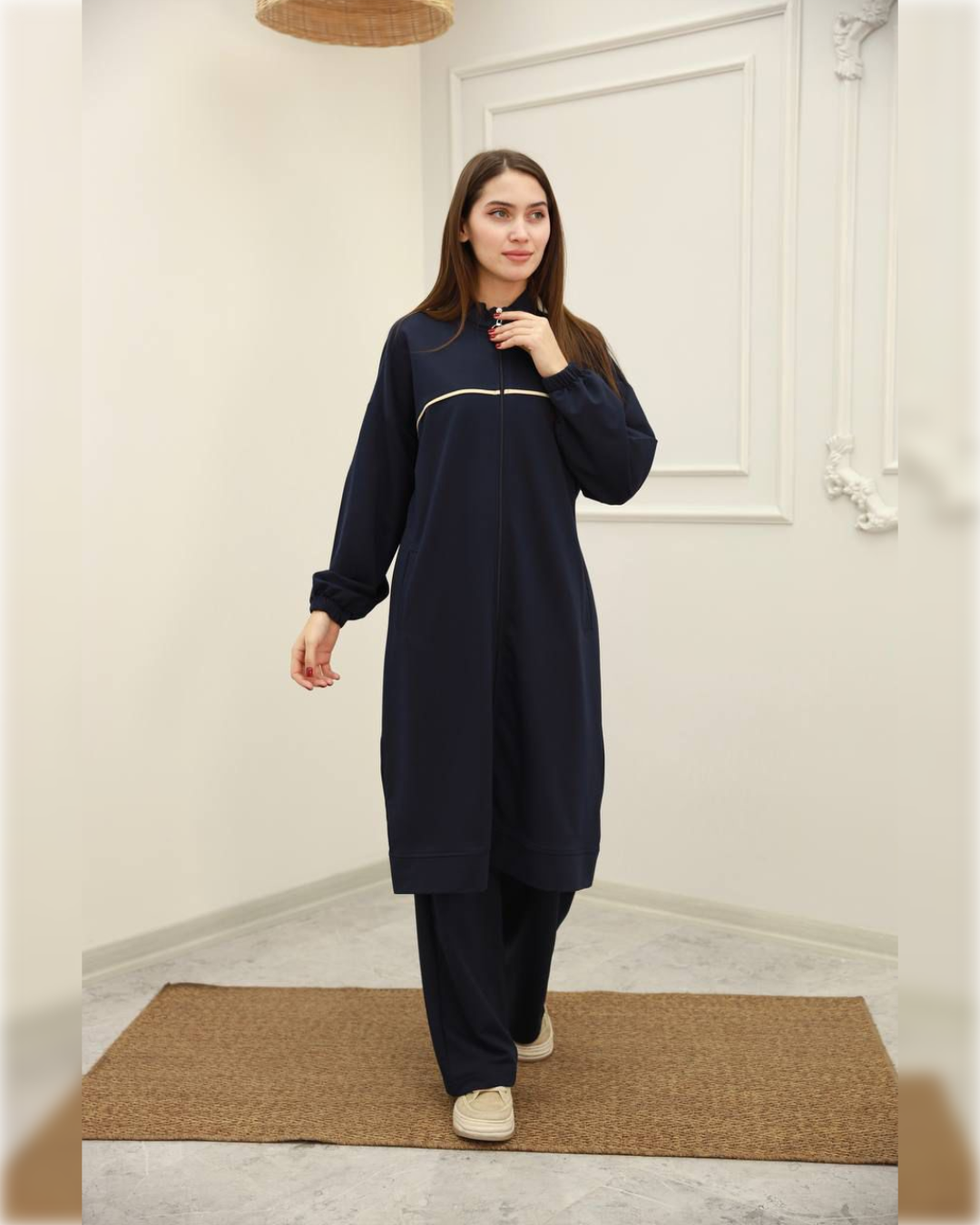 Cozy Cotton Sportswear of 2-Pieces in Black Shade بدلة رياضية دافئة من قطعتين باللون الأسود الجميل