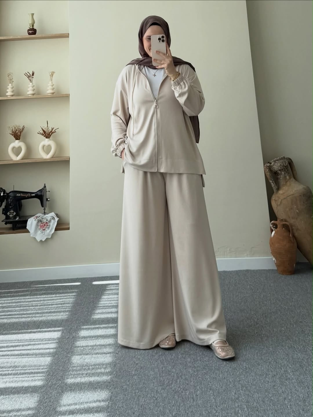 Modern Sportswear 2-Pieces Set طقم سبورت عصري من قطعتين