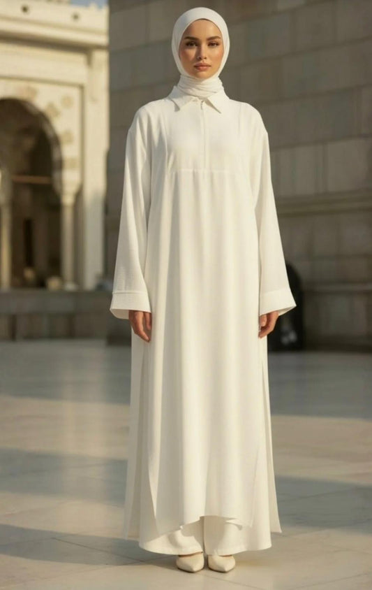 Elegant Two-Piece Modest Set in White Shade |  طقم انيق محتشم مكون من قطعتين باللون الأبيض الجميل