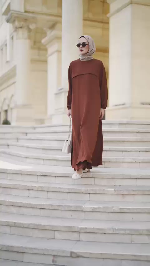 Elegant Two-Piece Modest Set |  طقم انيق محتشم مكون من قطعتين