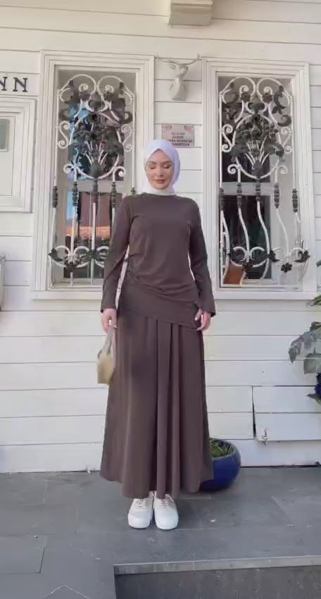 Elegant Two-Piece Lycra Set. طقم ليكرا أنيق من قطعتين